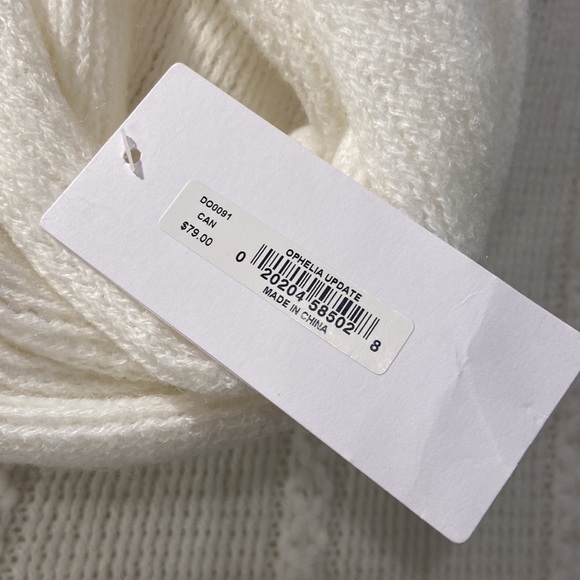 GUESS Ophelia Knit Poncho (Brand NEW Tags Attached) O/S - Picture 3 of 7
